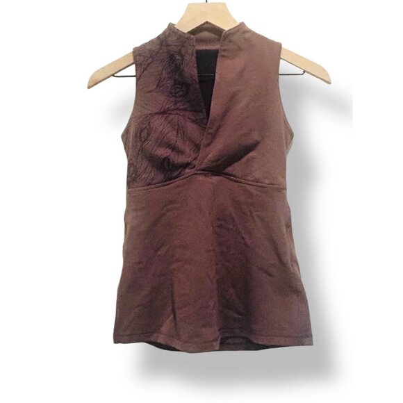 Lululemon Womens Tank Top Size 4 Small Dusty Purple Built-In Bra Double Breasted - Picture 9 of 10